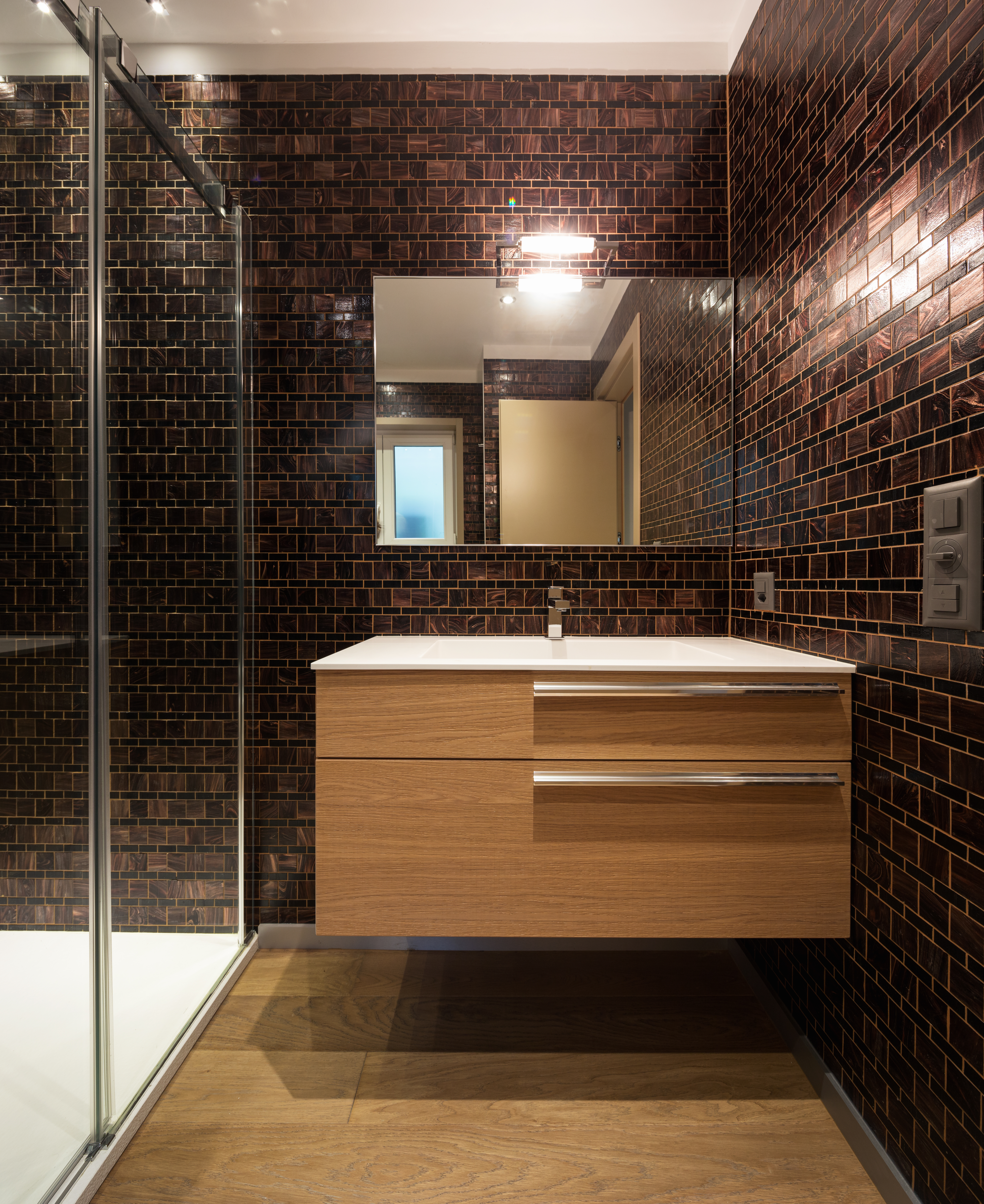 Luxurious,Bathroom,In,Modern,Apartment.,Nobody,Inside